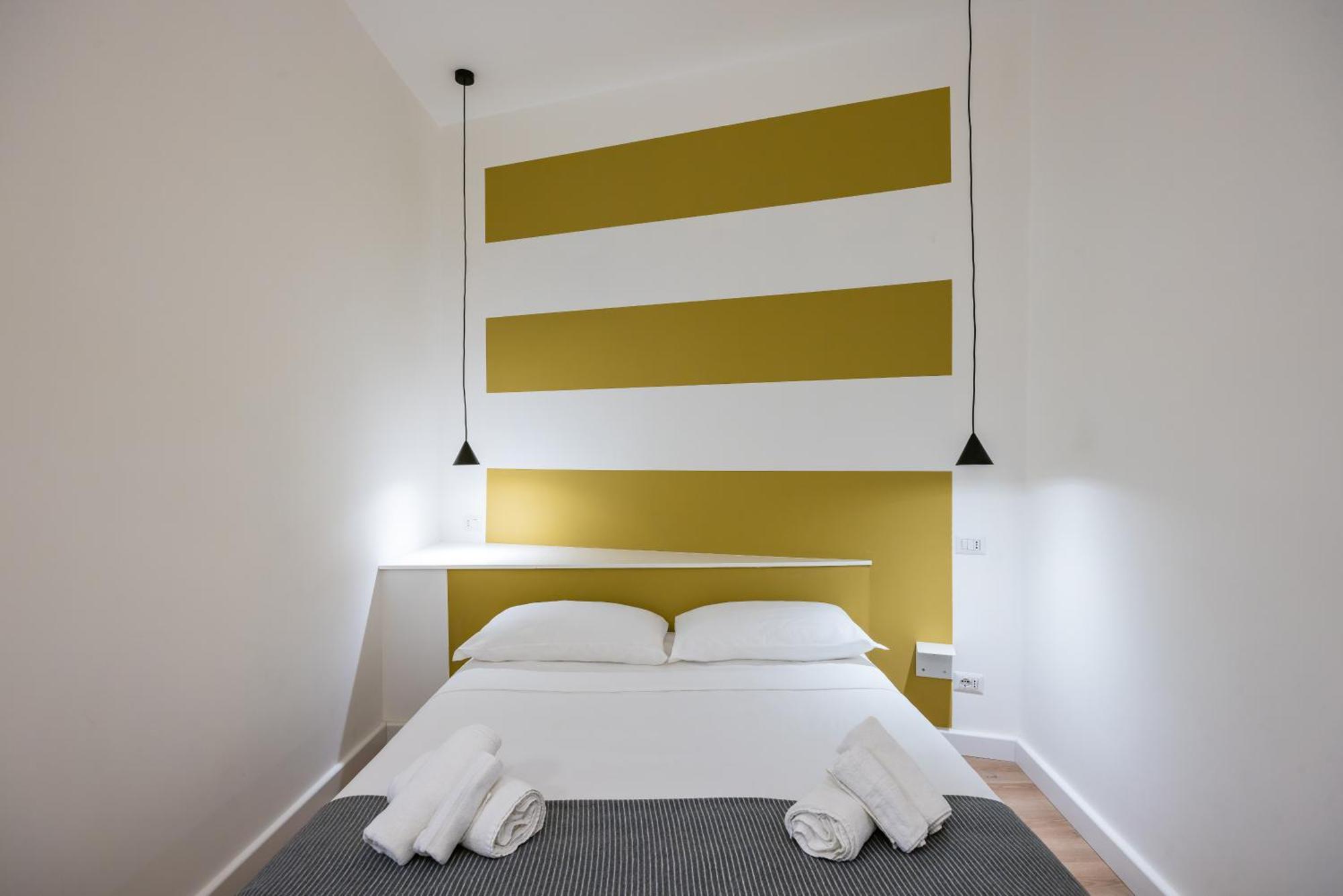 Lioy 25 By Napoliapartments ภายนอก รูปภาพ