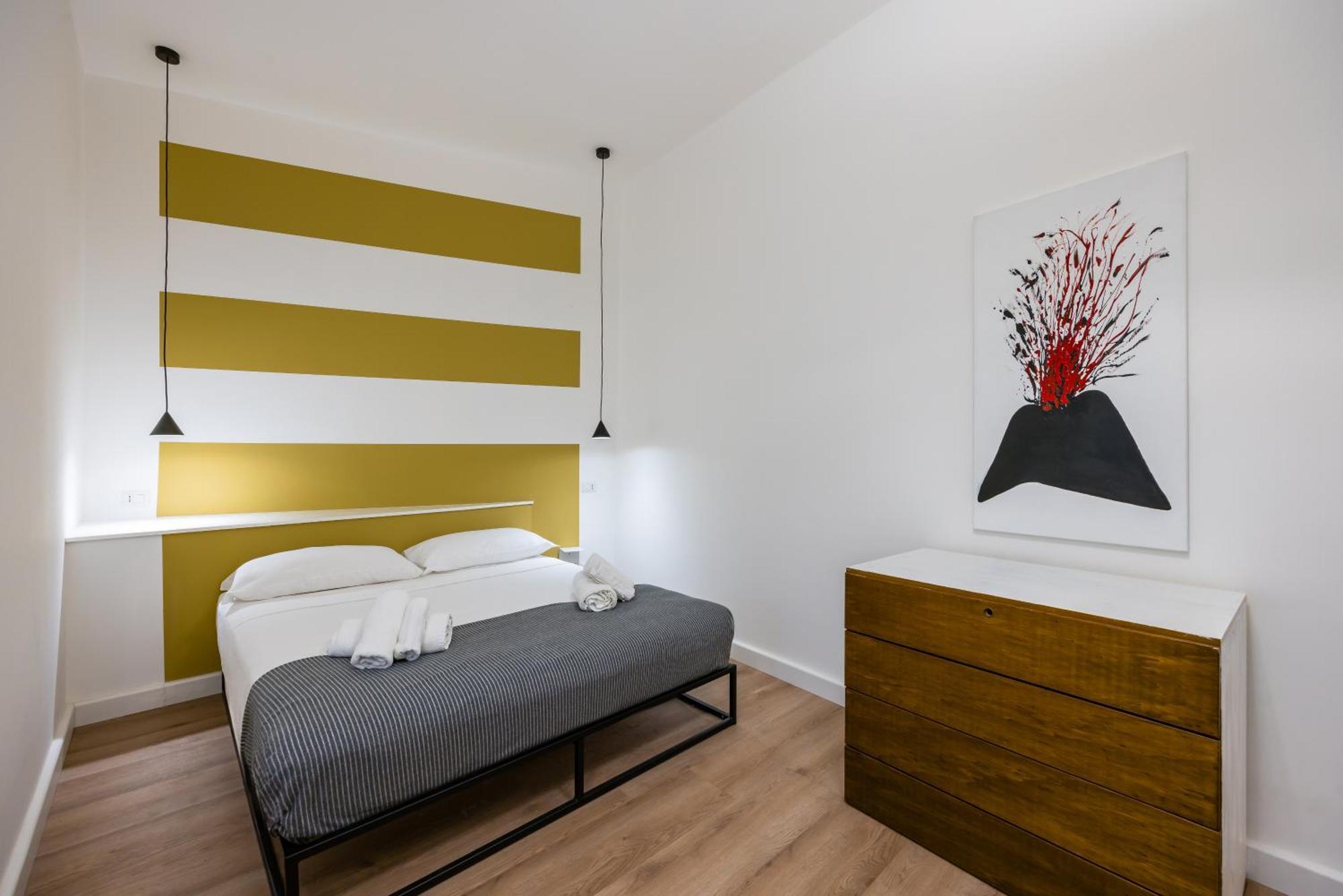 Lioy 25 By Napoliapartments ภายนอก รูปภาพ