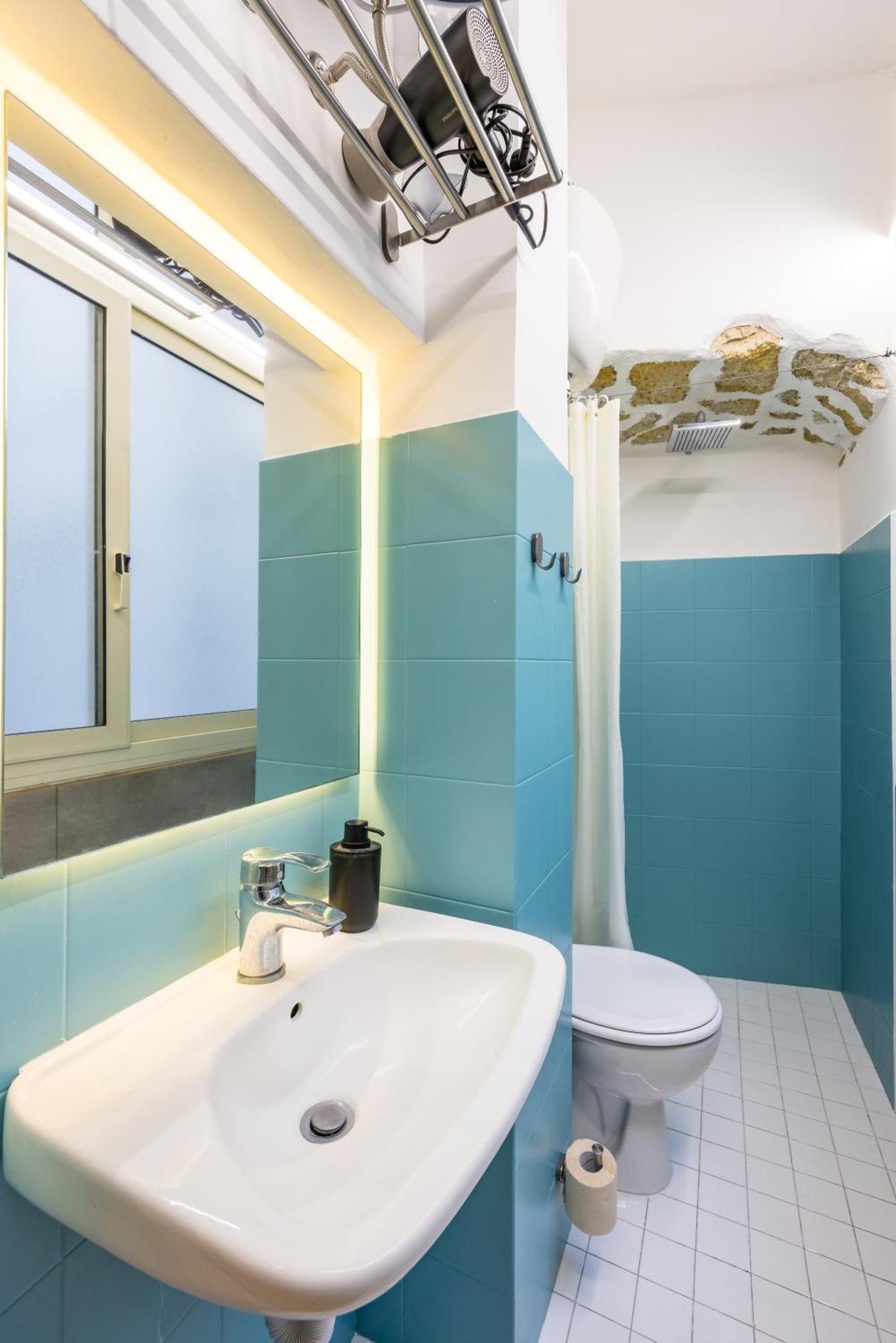 Lioy 25 By Napoliapartments ภายนอก รูปภาพ