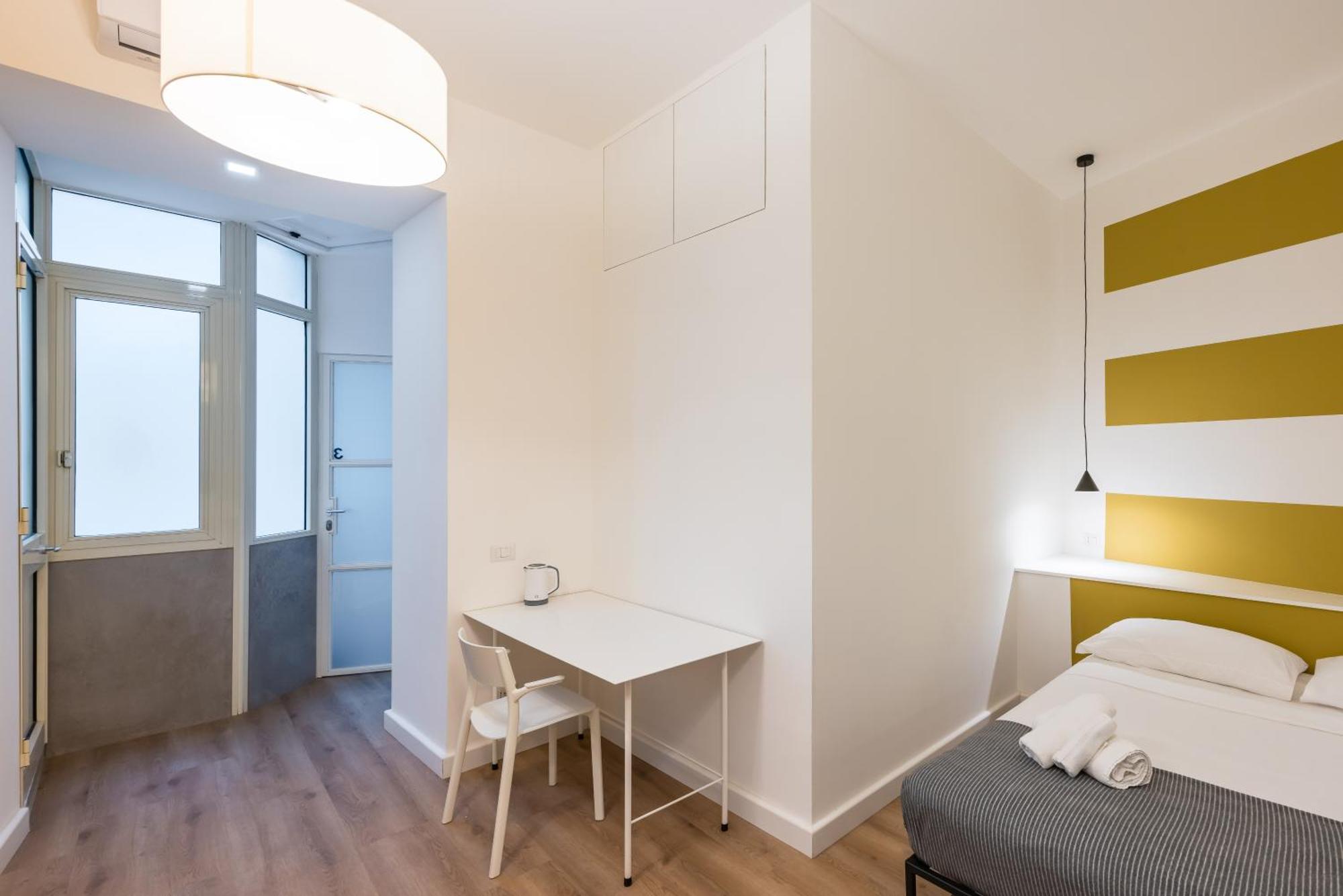 Lioy 25 By Napoliapartments ภายนอก รูปภาพ
